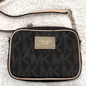 Michael Kors Logo Crossbody